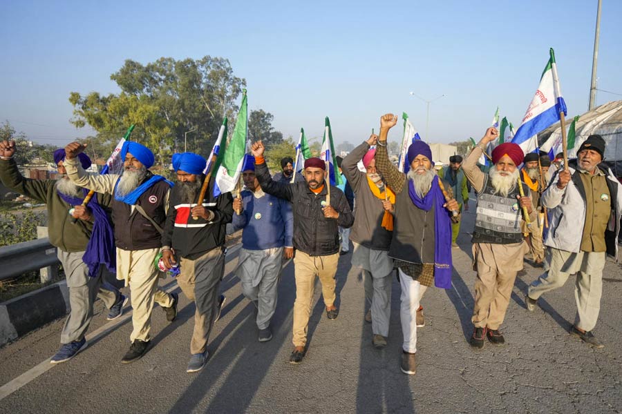 Over 100 Farmers to Begin March Towards Delhi from Shambhu Border at 1 PM