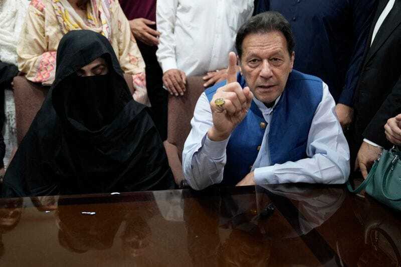 Pakistani Court Indicts Imran Khan and Wife Bushra in Second Toshakhana Case