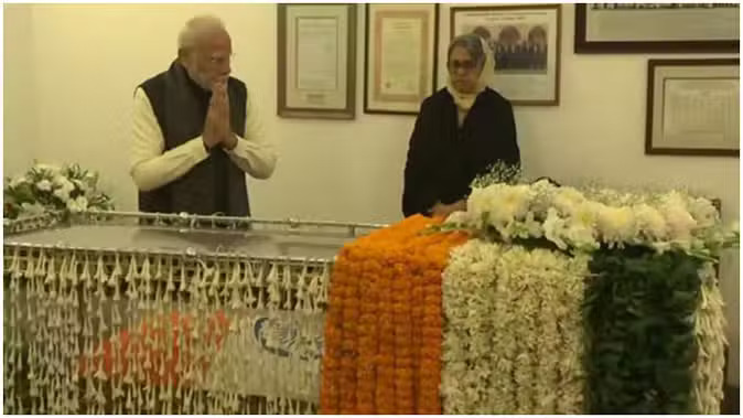 PM Modi Pays Tribute to Former PM Manmohan Singh; Funeral to Be Held Near Rajghat