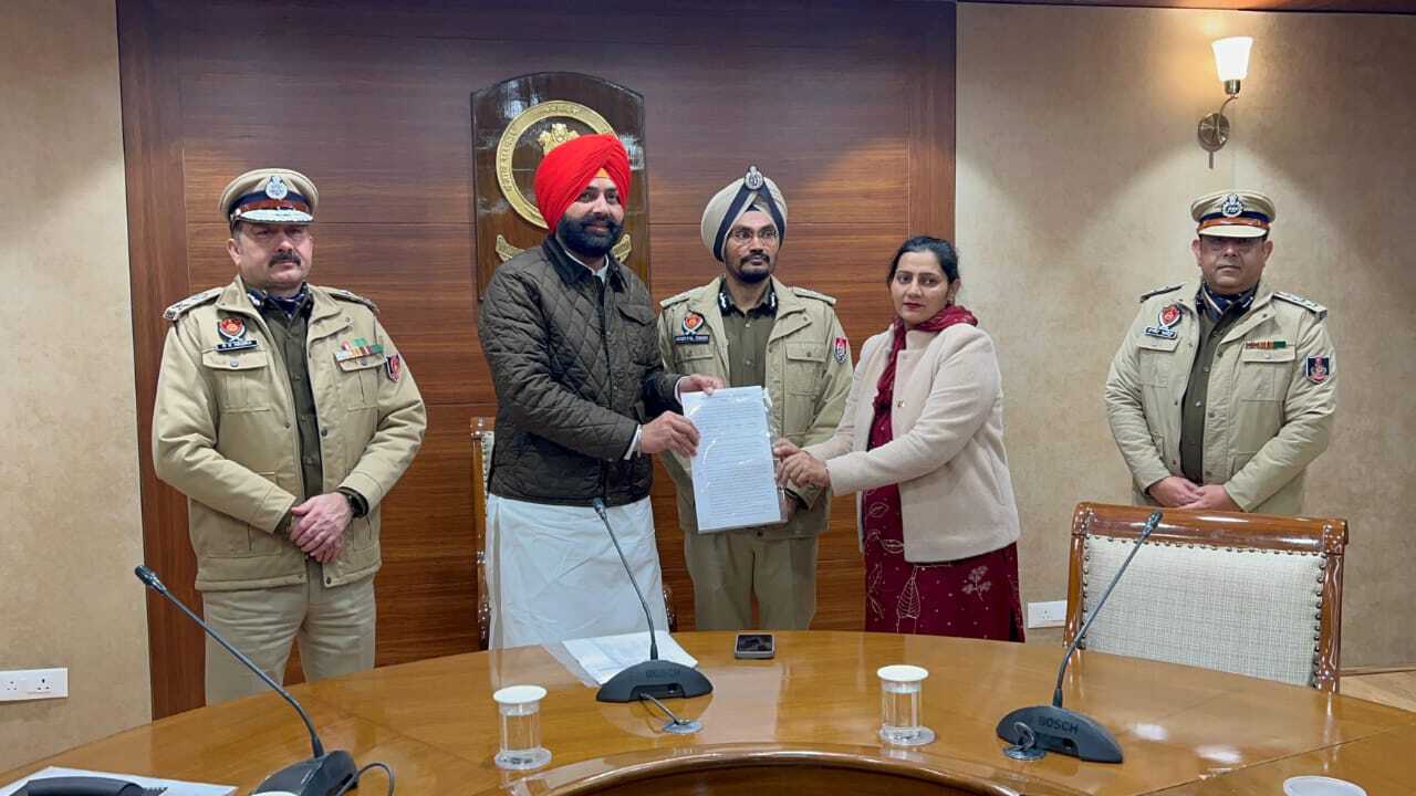 Punjab Jails Minister S. Laljit Singh Bhullar, on Thursday, handed over appointment letters to 15 JBT teachers, marking the first-ever regular recruitment for these positions in the jail department. During the appointment letters distribution ceremony here at at Punjab Bhawan, S. Laljit Singh Bhullar informed that these teachers will play a crucial role in educating prisoners and their children and facilitating prisoner's reintegration into mainstream society. "Previously, these teaching positions were filled through temporary arrangements", said the Cabinet Minister, adding that Chief Minister S. Bhagwant Singh Mann led government has made regular recruitment for the first time in last three dacades. He said that priority has been given to posting newly-appointed teachers near their home districts so that they can perform their duties easily. The Jails Minister, while providing updates on ongoing recruitment initiatives in the Jail department, said that out of the recently completed recruitment drive, 738 warders and 25 matrons have already joined their duties. Besides this, the recruitment process for 179 posts of guarding staff, including 175 warders and 4 matrons, is currently underway. Highlighting the Mann government's commitment to strengthening the department, S. Laljit Singh Bhullar announced that 1220 posts across various cadres in the jail department are being revived, with the recruitment process set to begin soon. Speaking about educational initiatives, the Cabinet Minister informed that approximately 2200 prisoners are currently enrolled in various educational courses under the department's Sikhya Daat Project while 513 prisoners are set to undergo skill development training in January 2025, including courses for electricians, plumbers and tailoring, conducted by the Punjab Skill Development Mission. Reflecting on the Punjab Government's achievements under Chief Minister S. Bhagwant Singh Mann's leadership, S. Laljit Singh Bhullar noted that the state has successfully provided around 50,000 regular government jobs in just 33 months. This initiative aligns with the Chief Minister's vision to curb brain drain and transform youth into job creators rather than job seekers, he added. The Cabinet Minister said that the government has also facilitated private sector employment for 2,65,430 candidates of the state. Prominent amongst others who were present in the meeting included ADGP Jails Mr. Arun Pal Singh, IG Jails Mr. Roop Kumar Arora, AIG Jails Mr. Rajiv Arora.